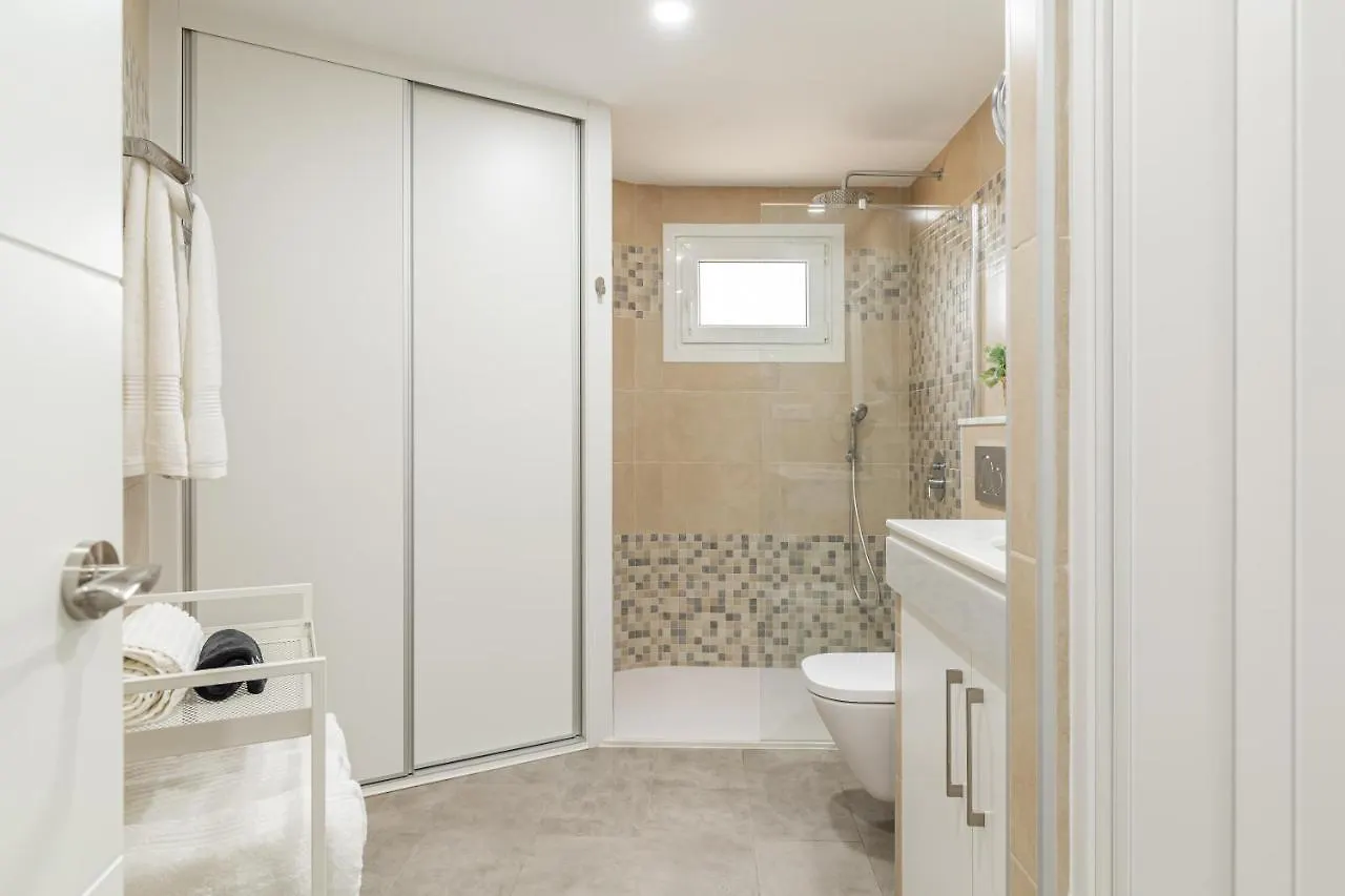 Modern Apartment Steps From The Beach Torrox