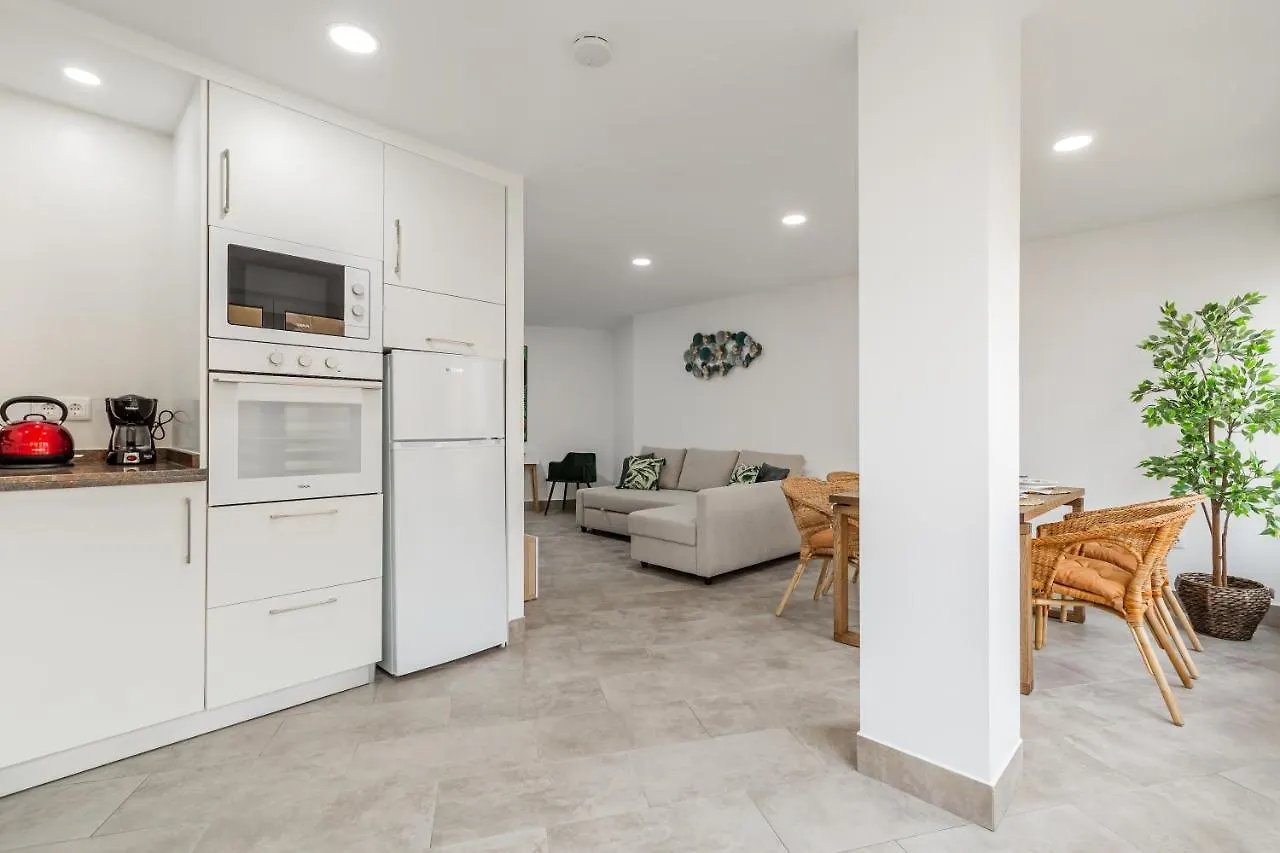 Modern Apartment Steps From The Beach Torrox